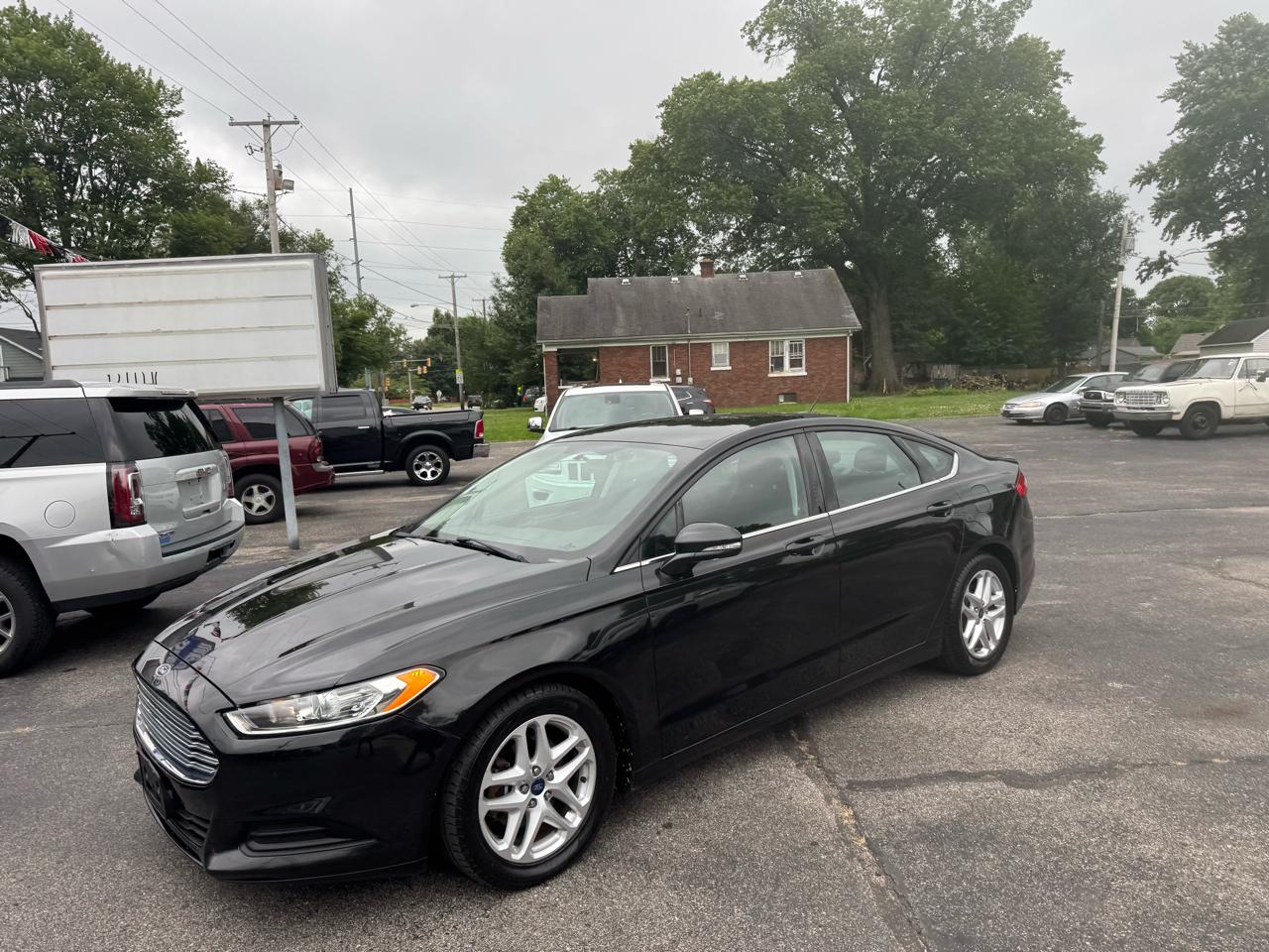 Ford Fusion SE 2015
