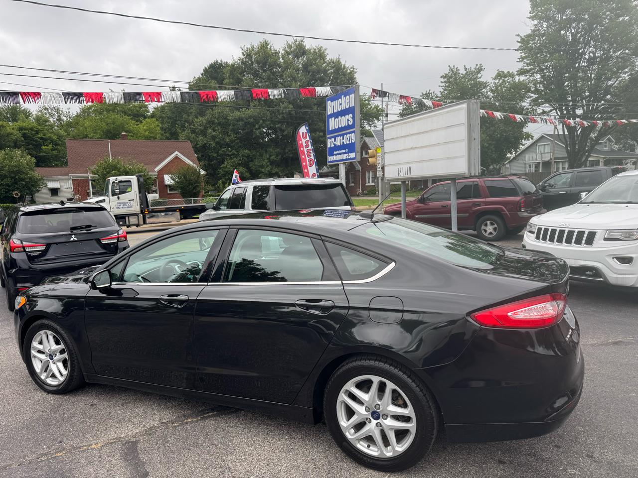 Ford Fusion SE 2015