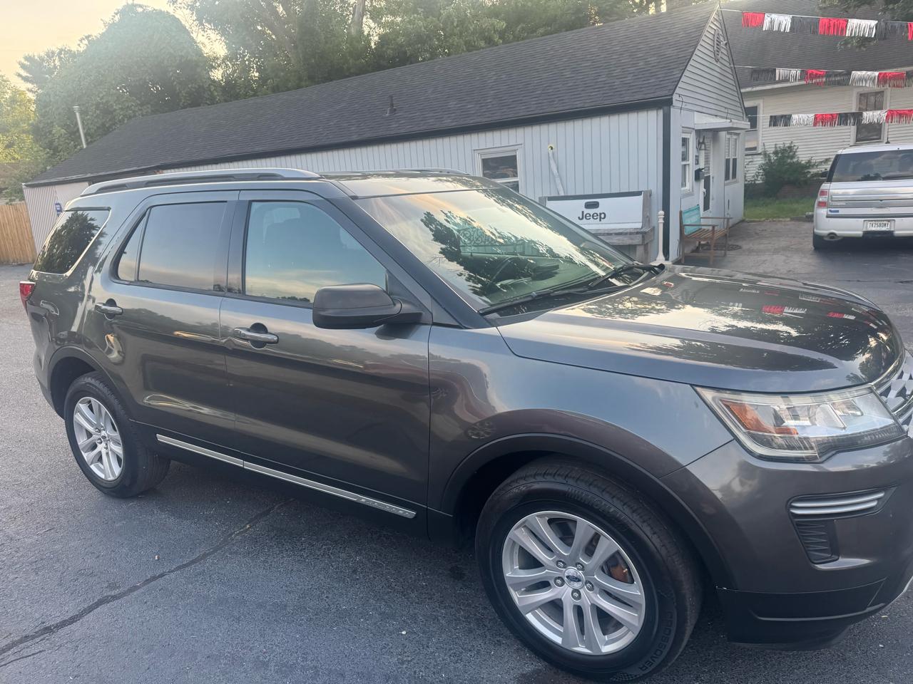 Ford Explorer XLT 4WD 2019