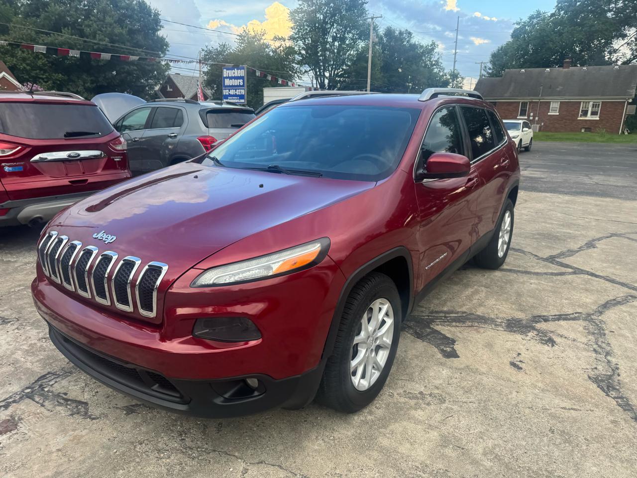 Jeep Cherokee Latitude 4WD 2014