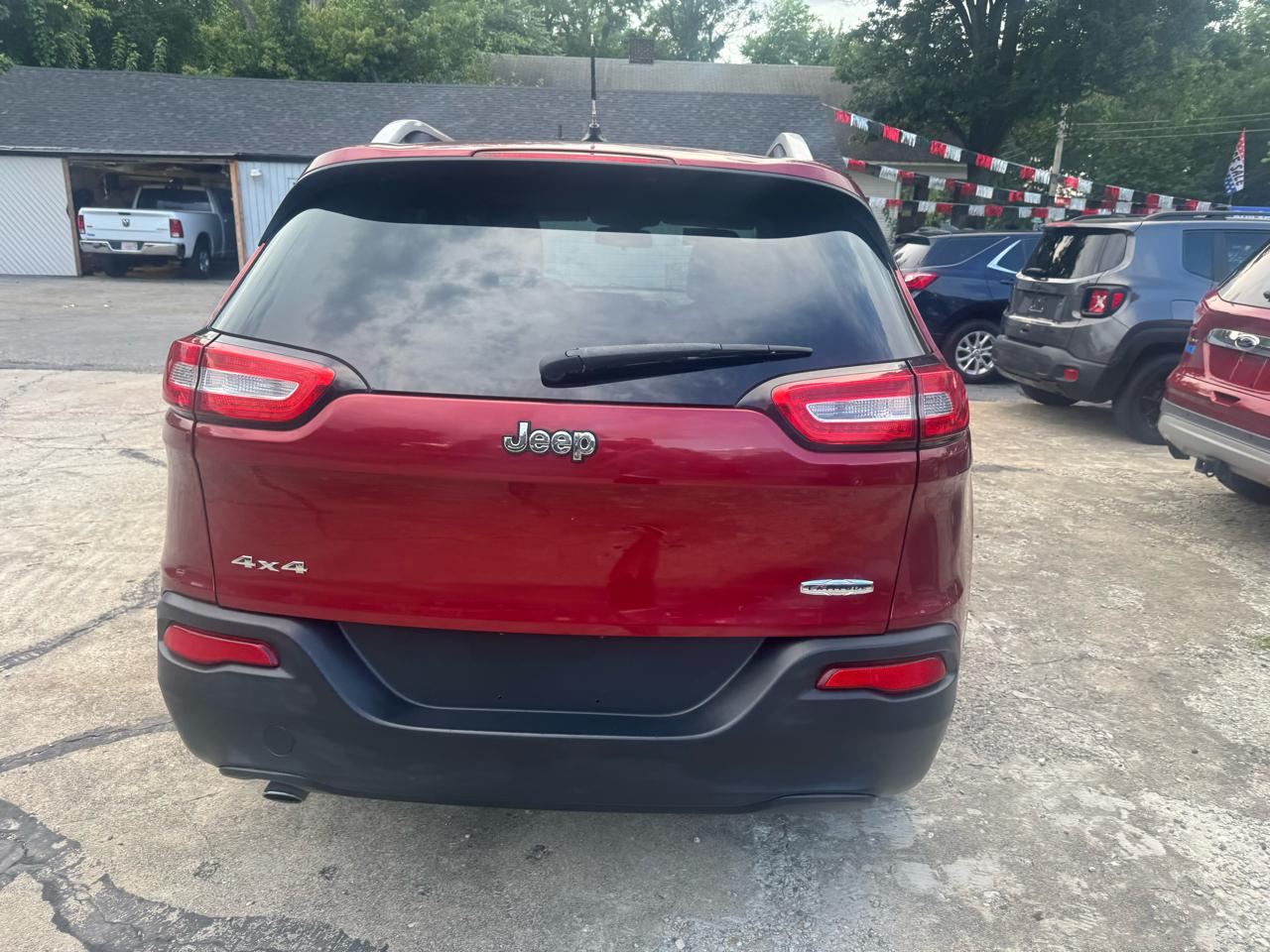 Jeep Cherokee Latitude 4WD 2014