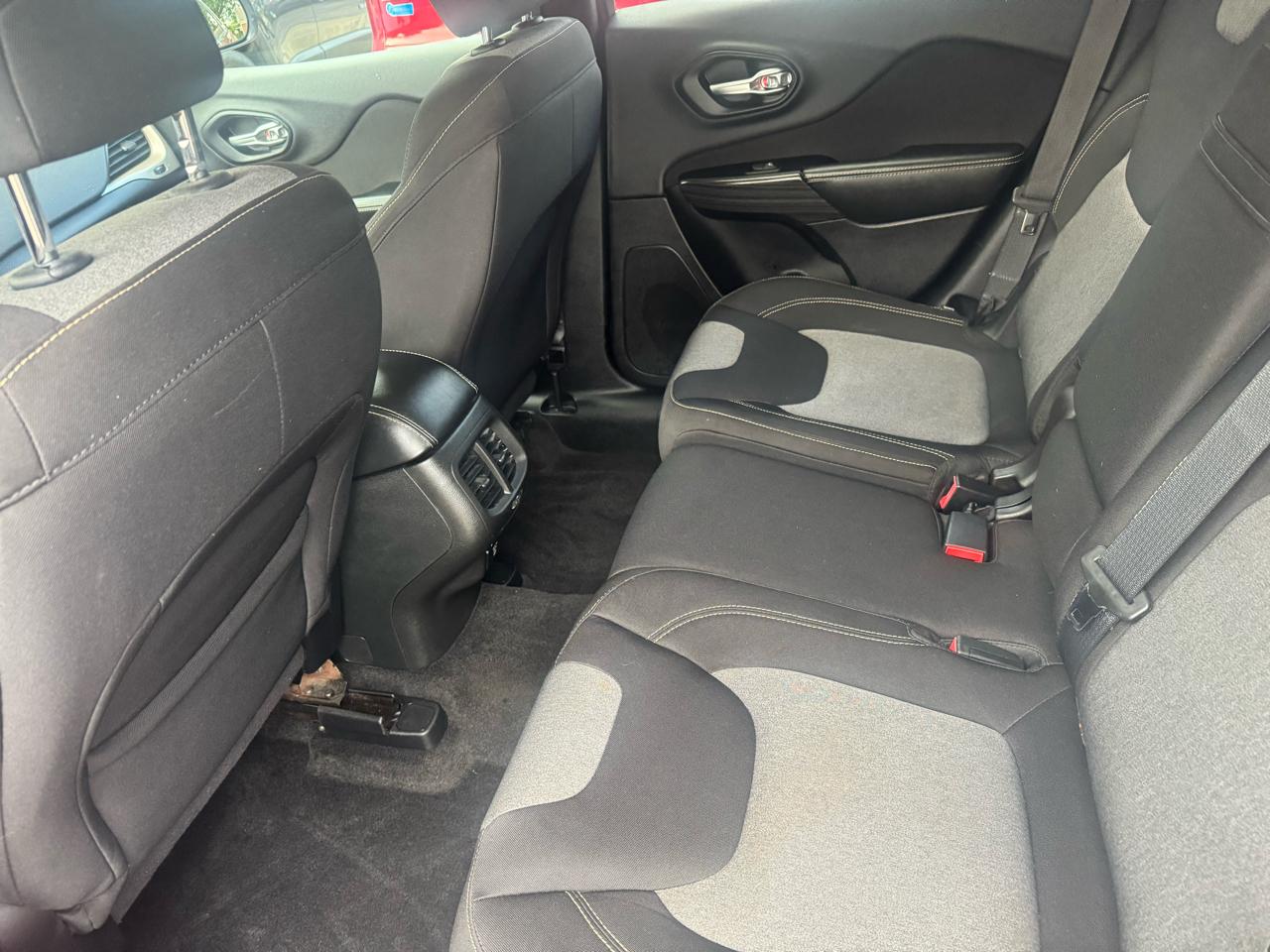 Jeep Cherokee Latitude 4WD 2014