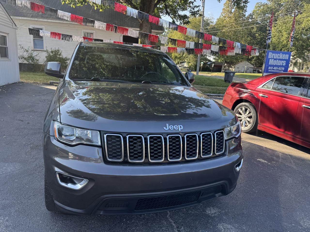 Jeep Grand Cherokee Laredo 4WD 2017