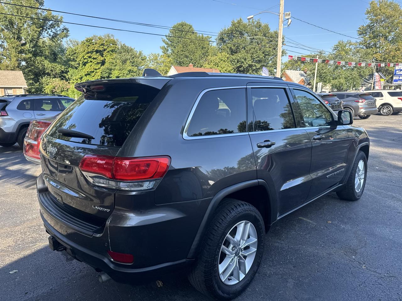 Jeep Grand Cherokee Laredo 4WD 2017