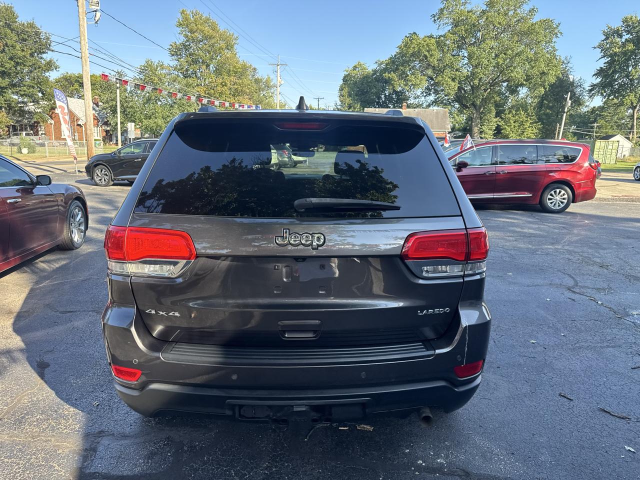 Jeep Grand Cherokee Laredo 4WD 2017
