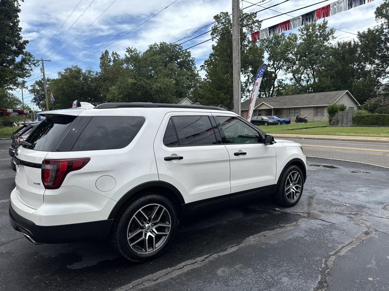 Ford Explorer Sport 4WD 2017
