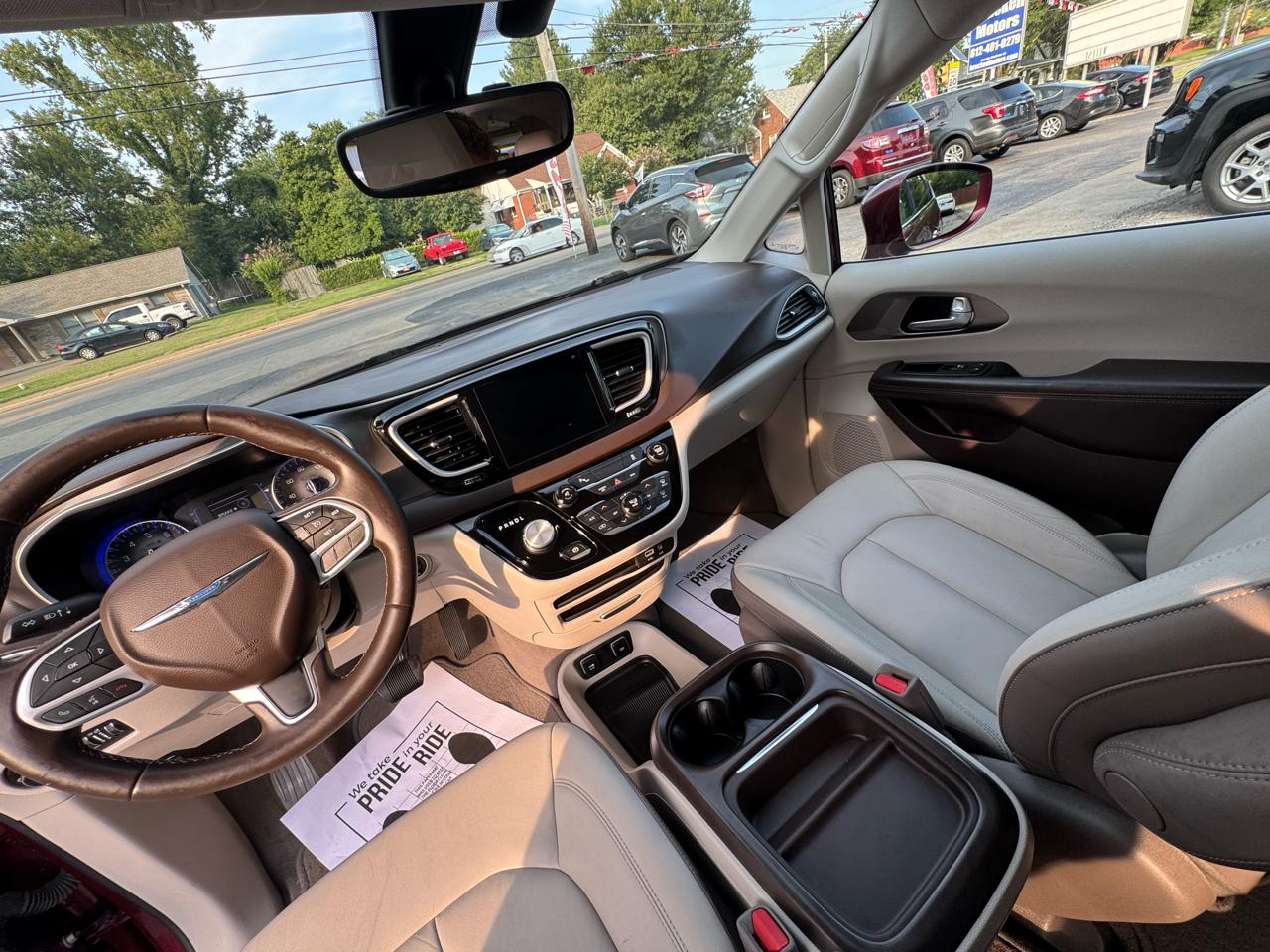 Chrysler Pacifica Touring-L 2017
