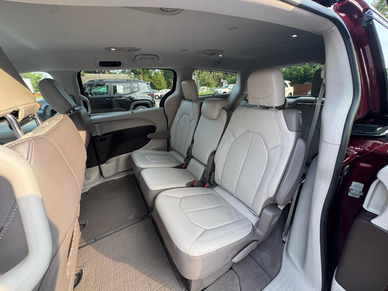 Chrysler Pacifica Touring-L 2017