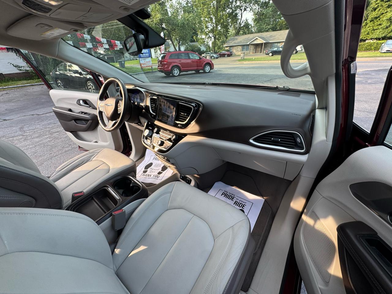 Chrysler Pacifica Touring-L 2017