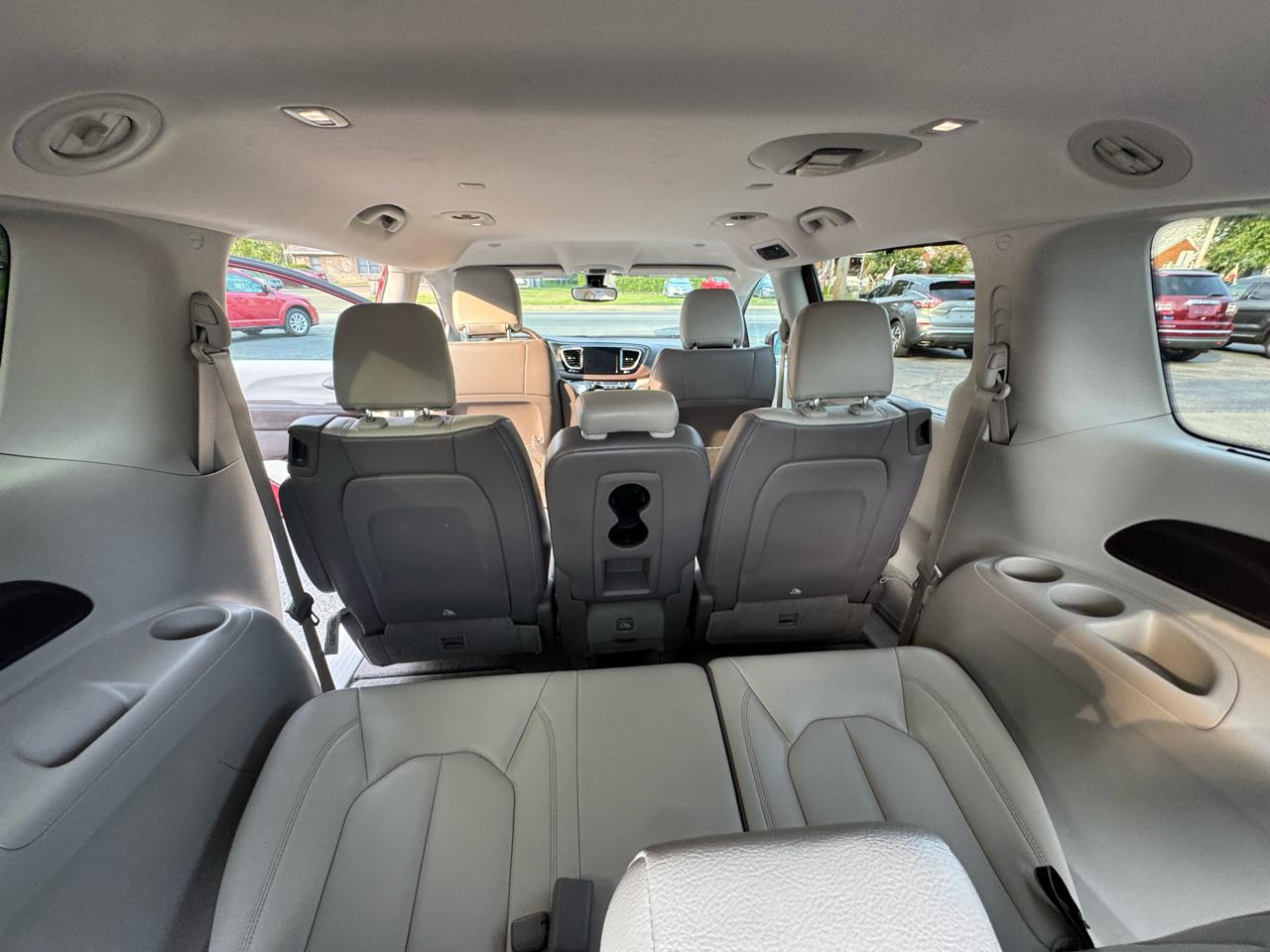 Chrysler Pacifica Touring-L 2017