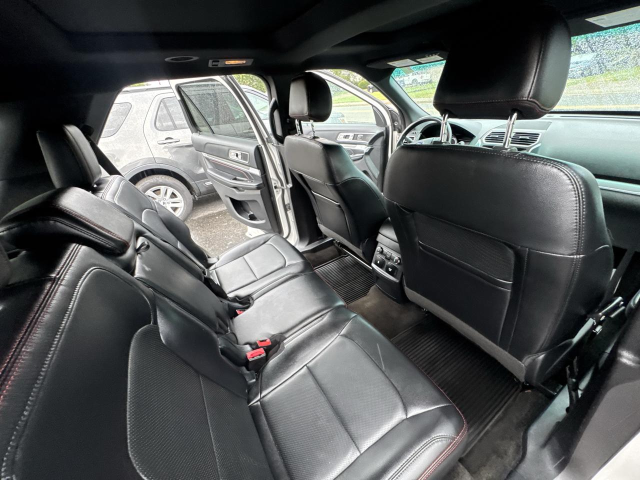 Ford Explorer Sport 4WD 2016