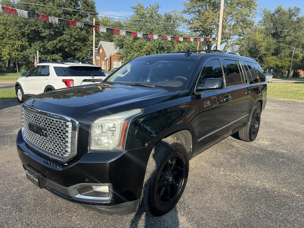 GMC Yukon XL Denali 4WD 2016