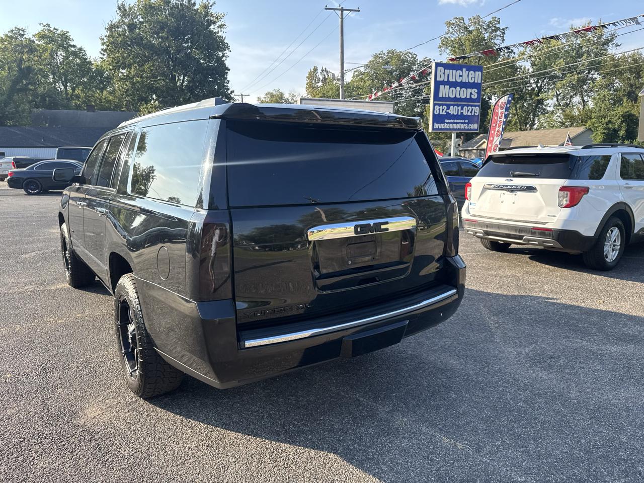 GMC Yukon XL Denali 4WD 2016