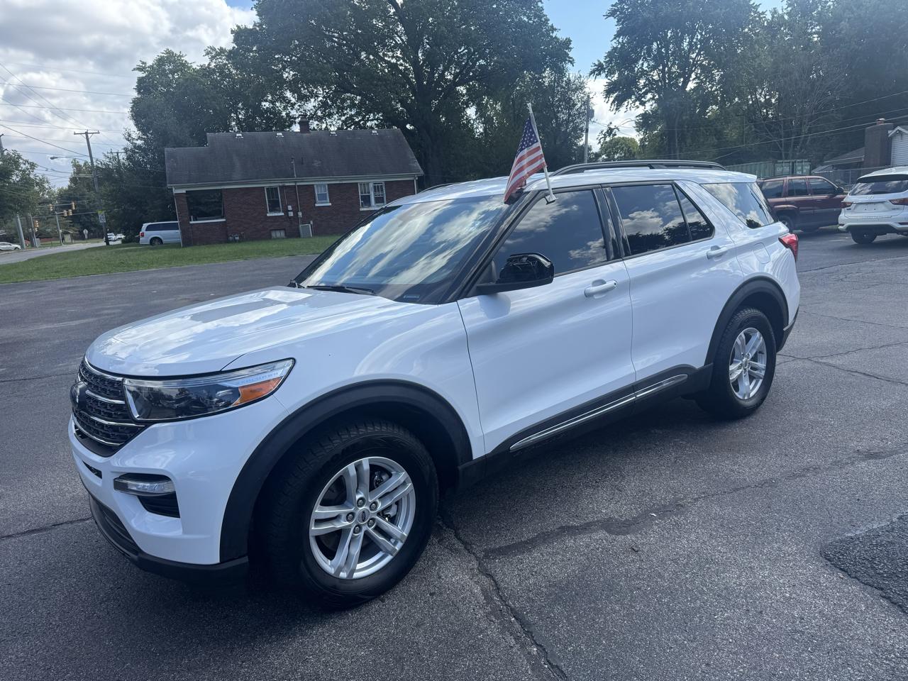 Ford Explorer XLT AWD 2020