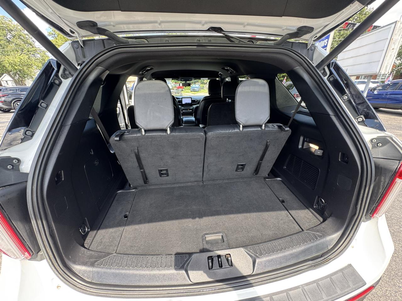 Ford Explorer XLT AWD 2020