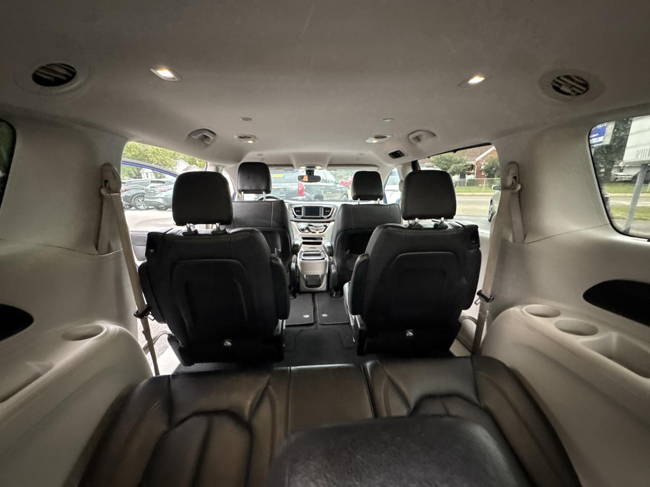 Chrysler Pacifica Touring-L 2020
