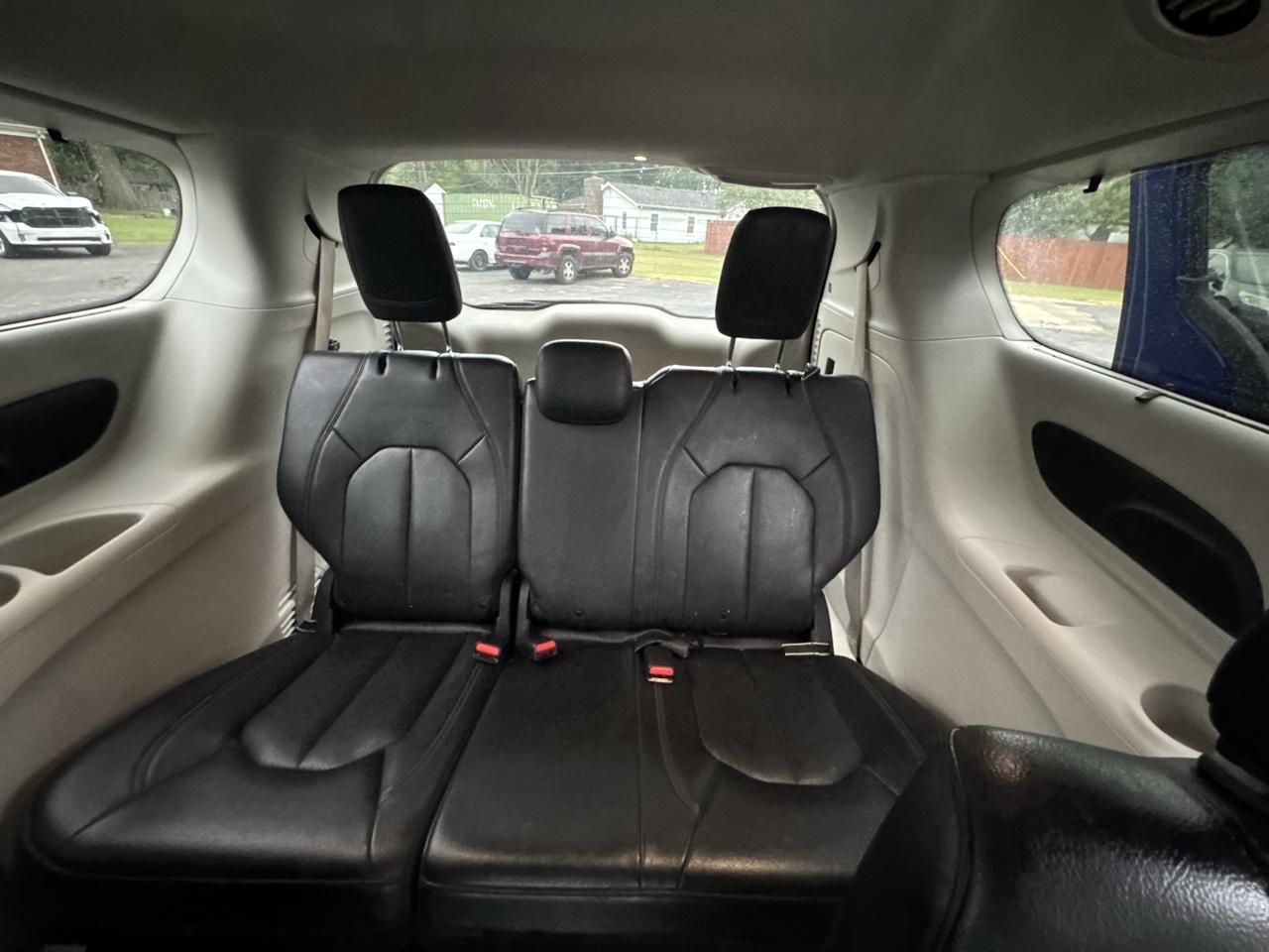 Chrysler Pacifica Touring-L 2020