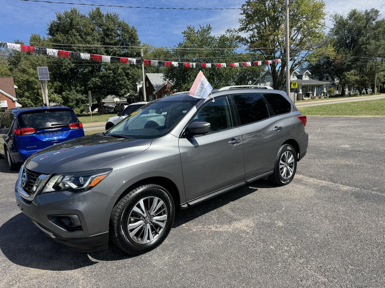 Nissan Pathfinder SL 4WD 2020