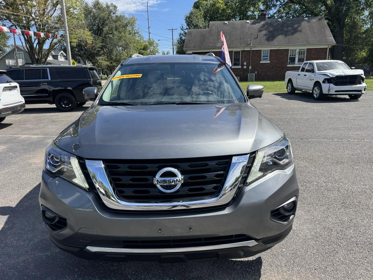 Nissan Pathfinder SL 4WD 2020