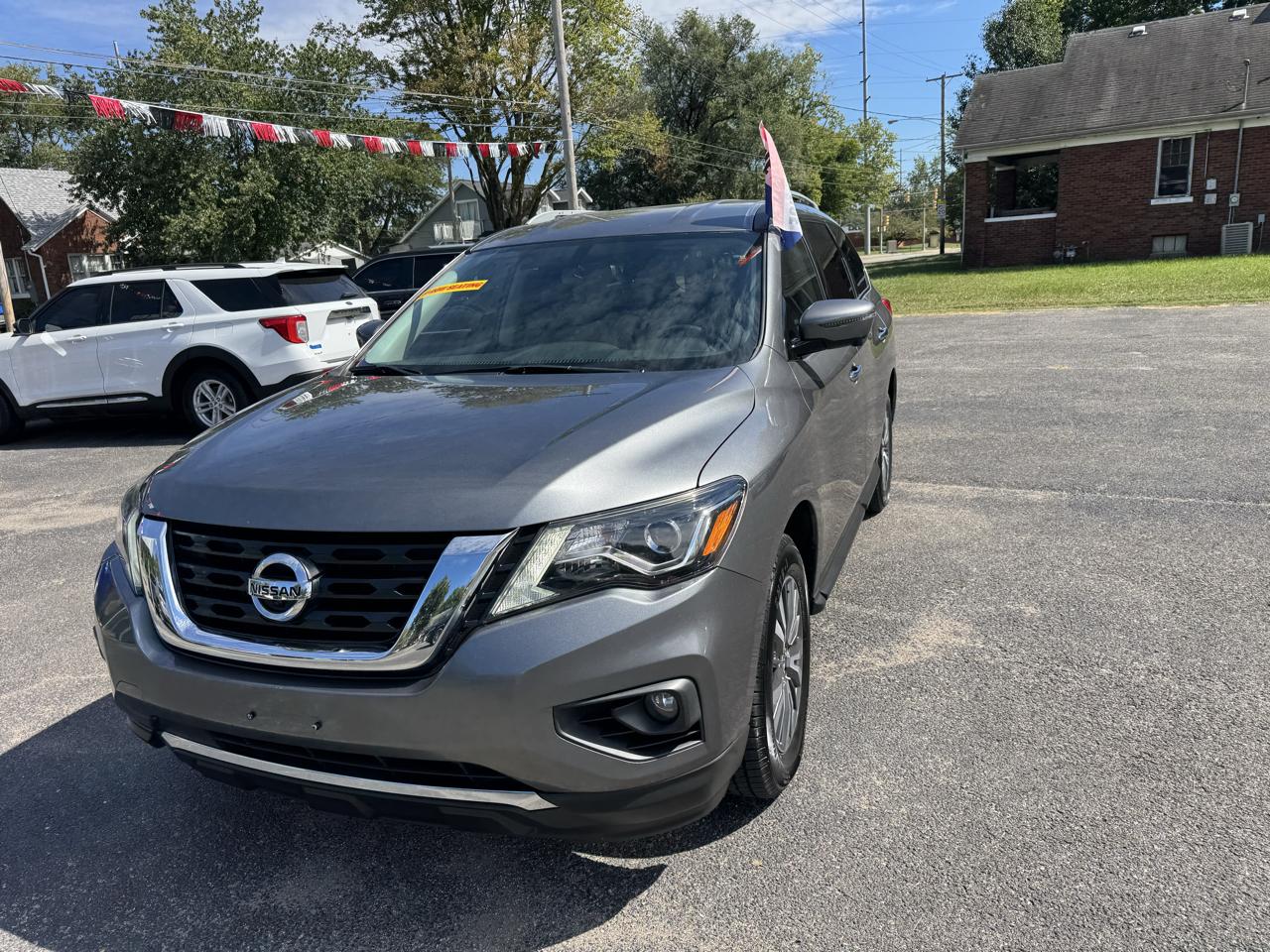 Nissan Pathfinder SL 4WD 2020