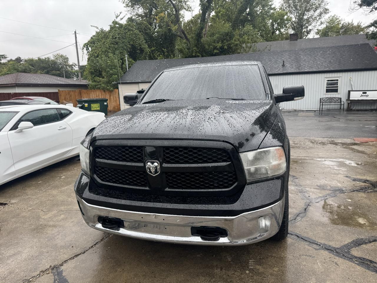 RAM 1500 SLT Crew Cab SWB 4WD 2013