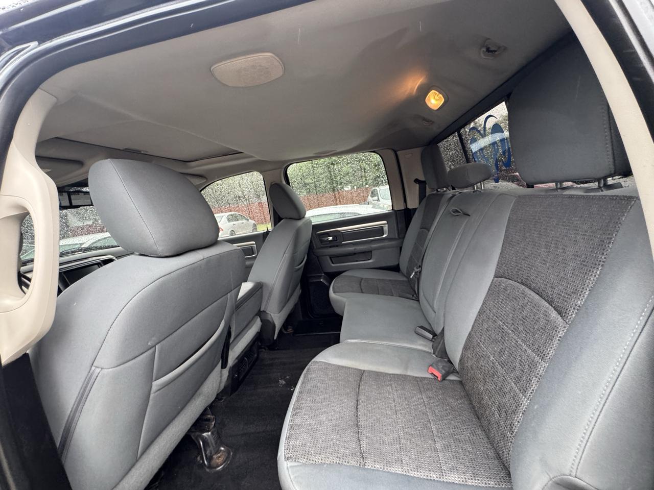 RAM 1500 SLT Crew Cab SWB 4WD 2013
