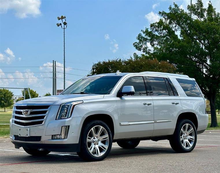 2017 Cadillac Escalade LUXURY
