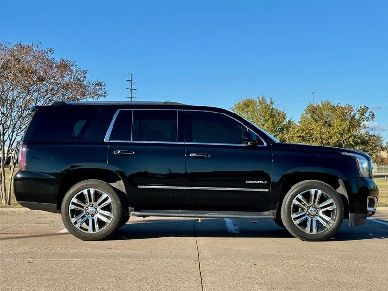 GMC Yukon Denali  2017