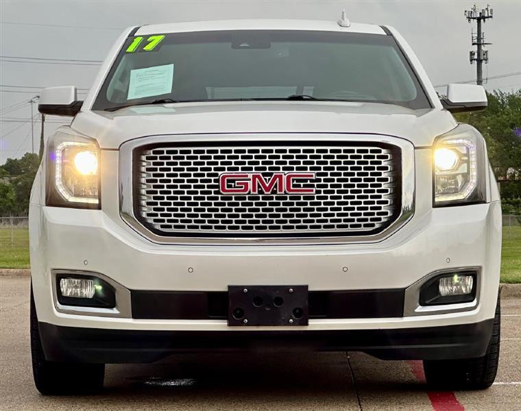 GMC Yukon Denali  2017