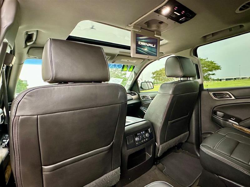 GMC Yukon Denali  2017