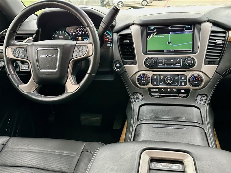 GMC Yukon Denali  2017
