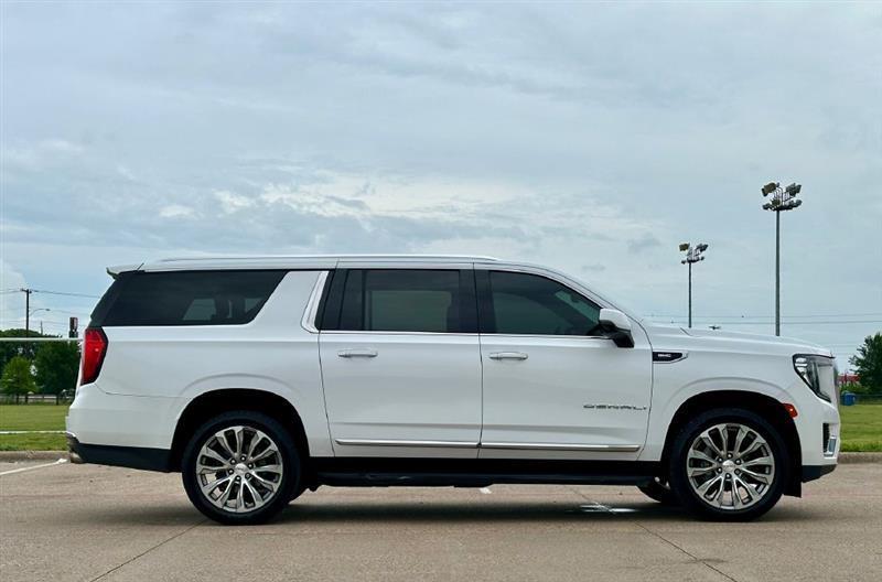 2021 GMC Yukon XL Denali - Photo 6