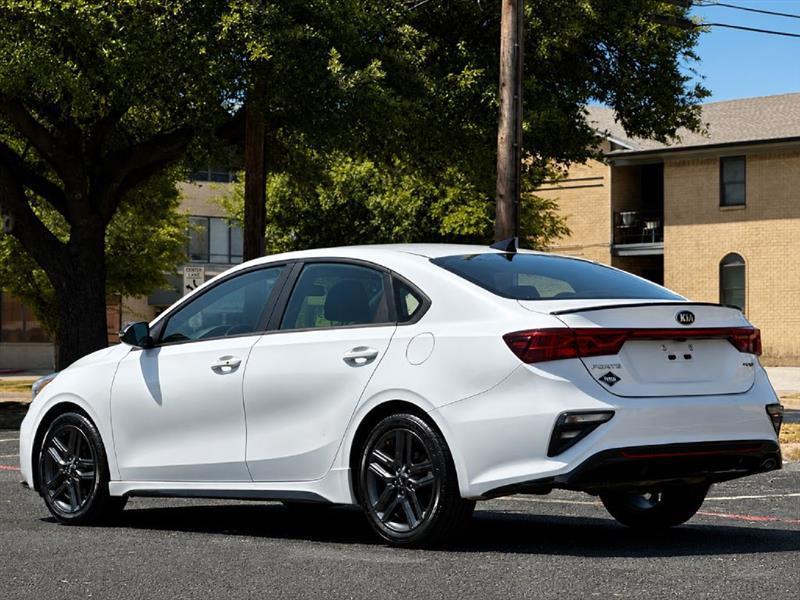 Kia Forte  2021