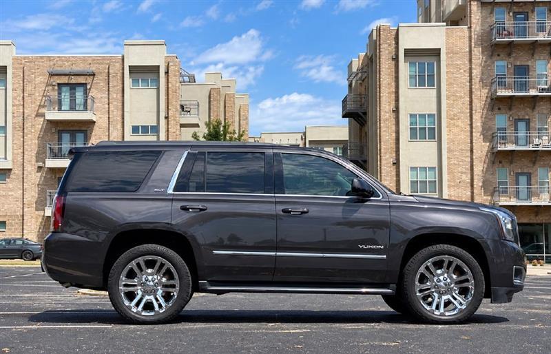 GMC Yukon photo 4