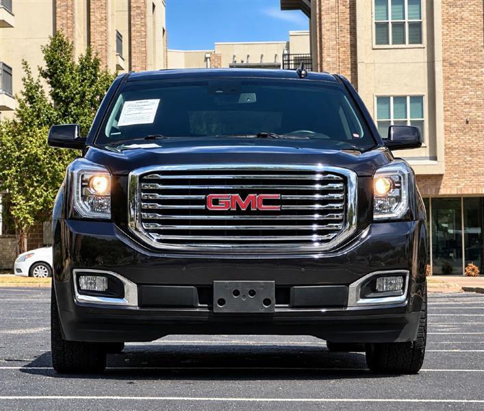 GMC Yukon photo 6
