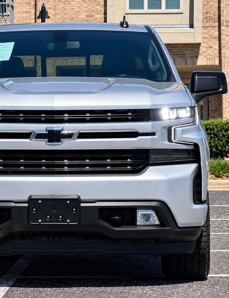 Chevrolet Silverado photo 8