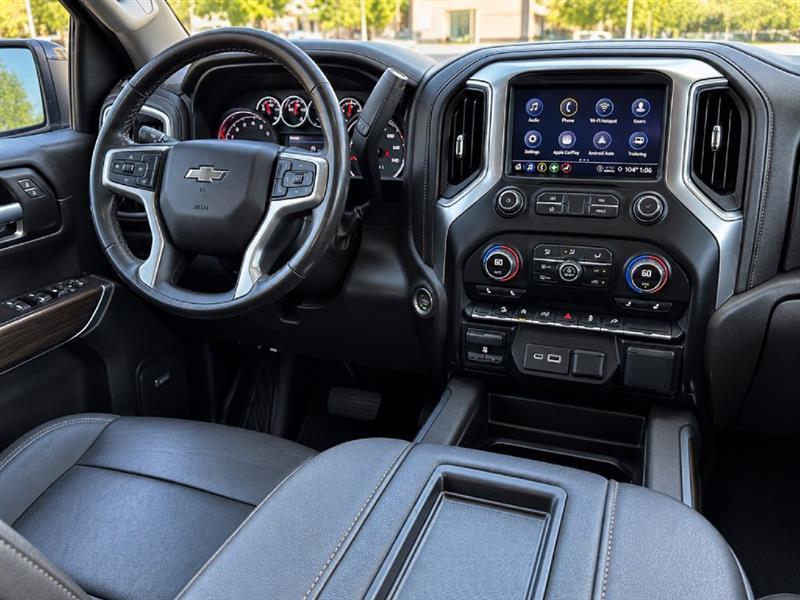 Chevrolet Silverado photo 10