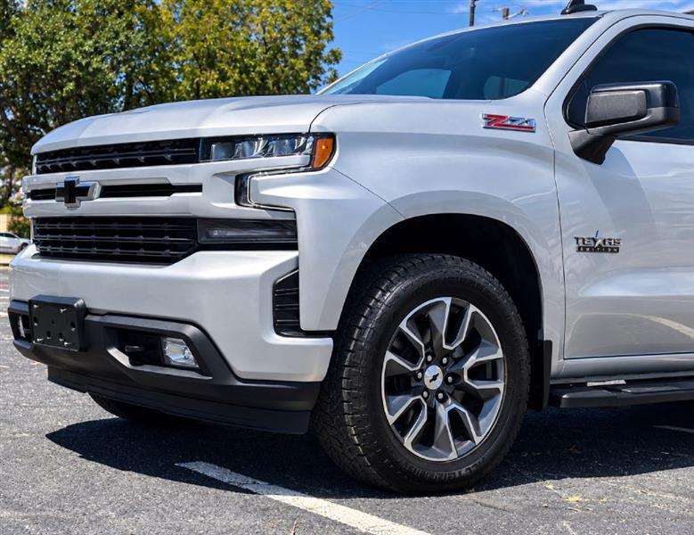 Chevrolet Silverado photo 15