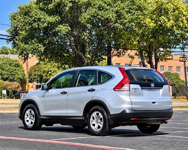 Honda CR-V photo 4