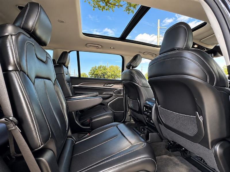 Jeep Grand Cherokee  2021