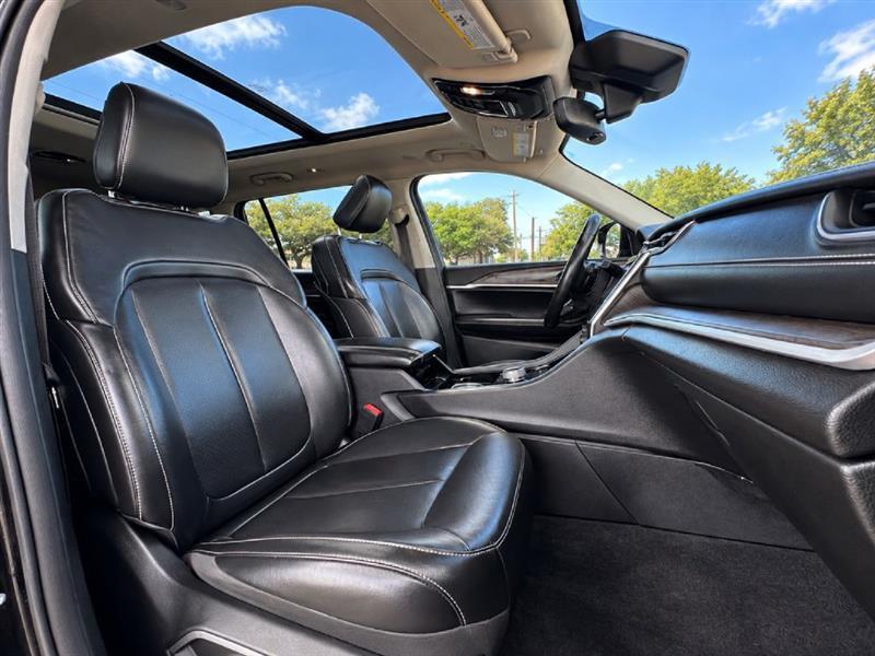 Jeep Grand Cherokee  2021