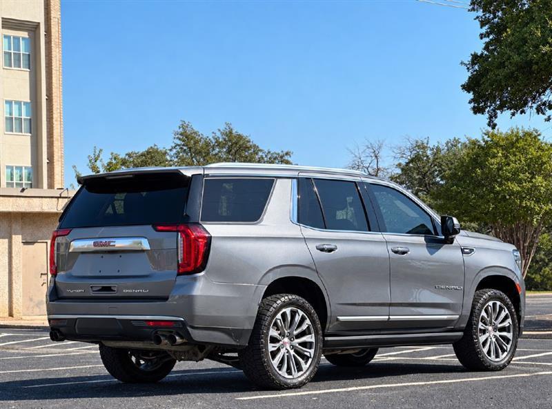 GMC Yukon  2021