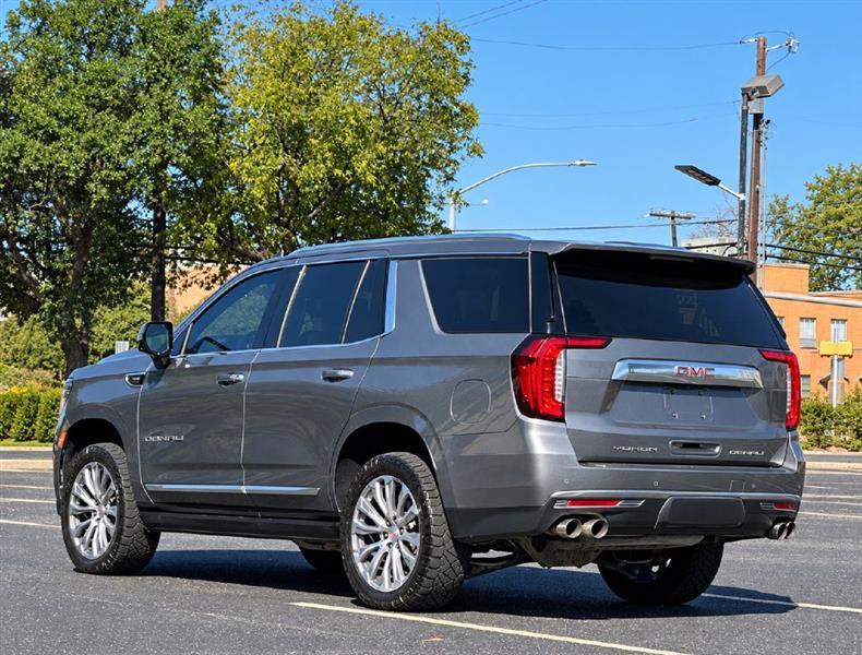 GMC Yukon  2021