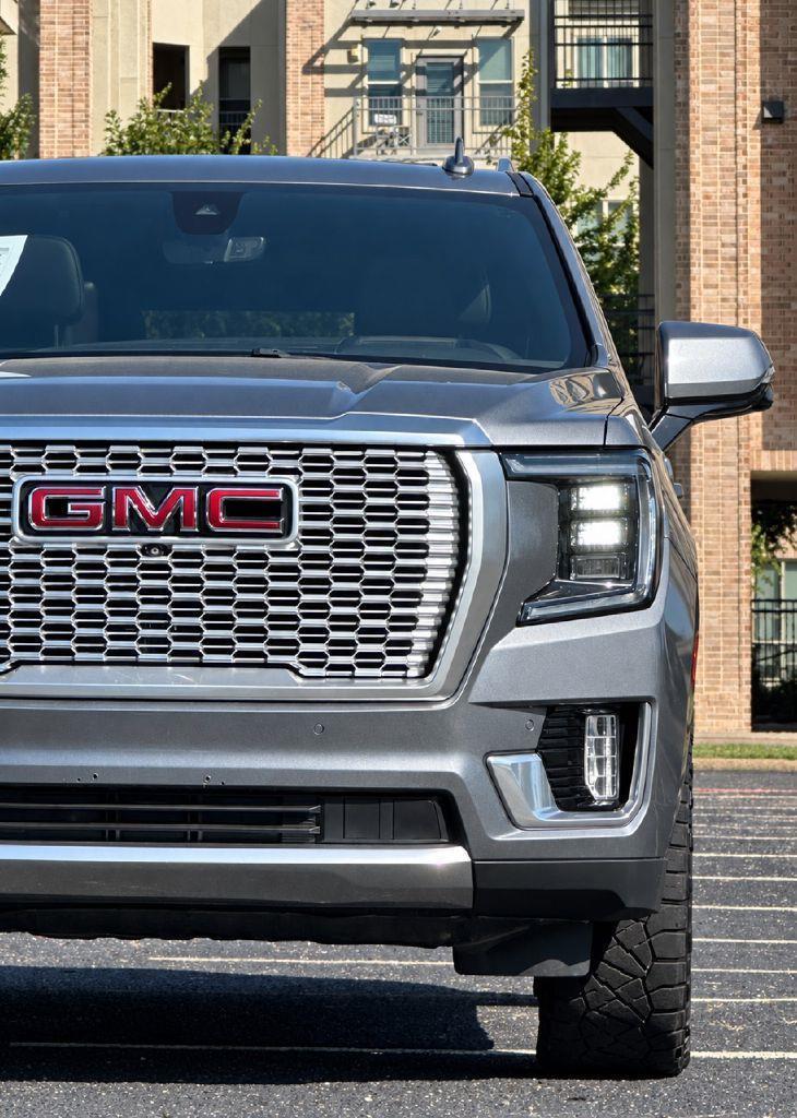 GMC Yukon  2021