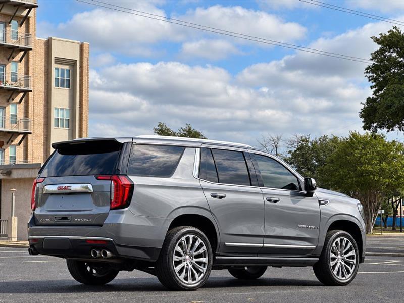 GMC Yukon  2021