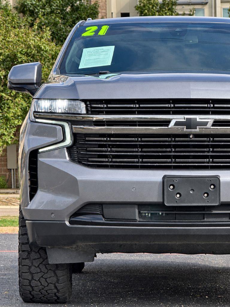 Chevrolet Suburban  2021