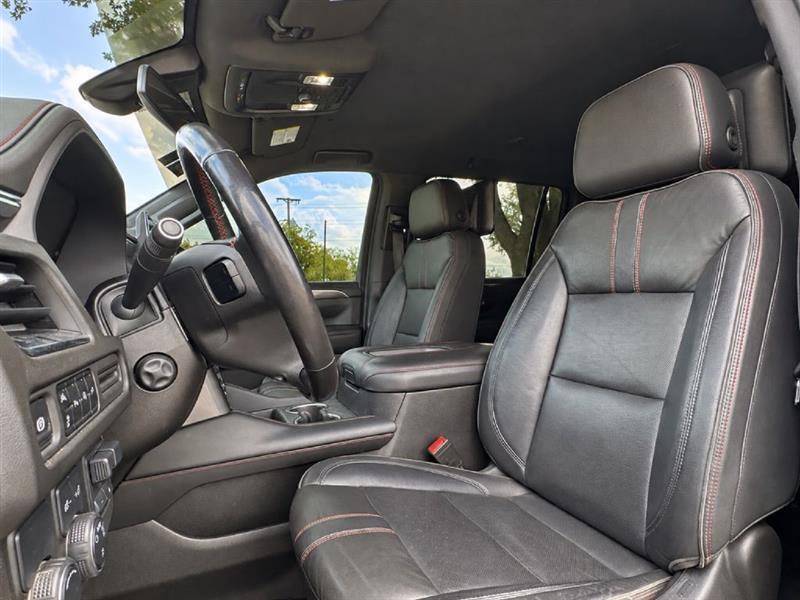 Chevrolet Suburban  2021