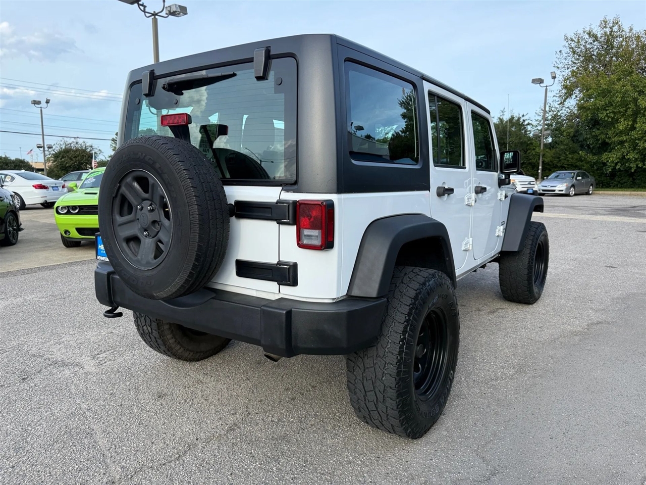 2016 Jeep Wrangler Unlimited Sport photo 17