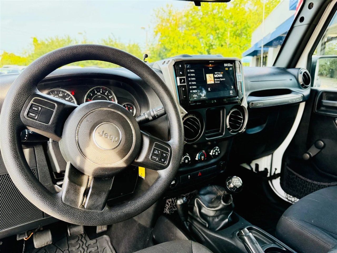 2016 Jeep Wrangler Unlimited Sport photo 25