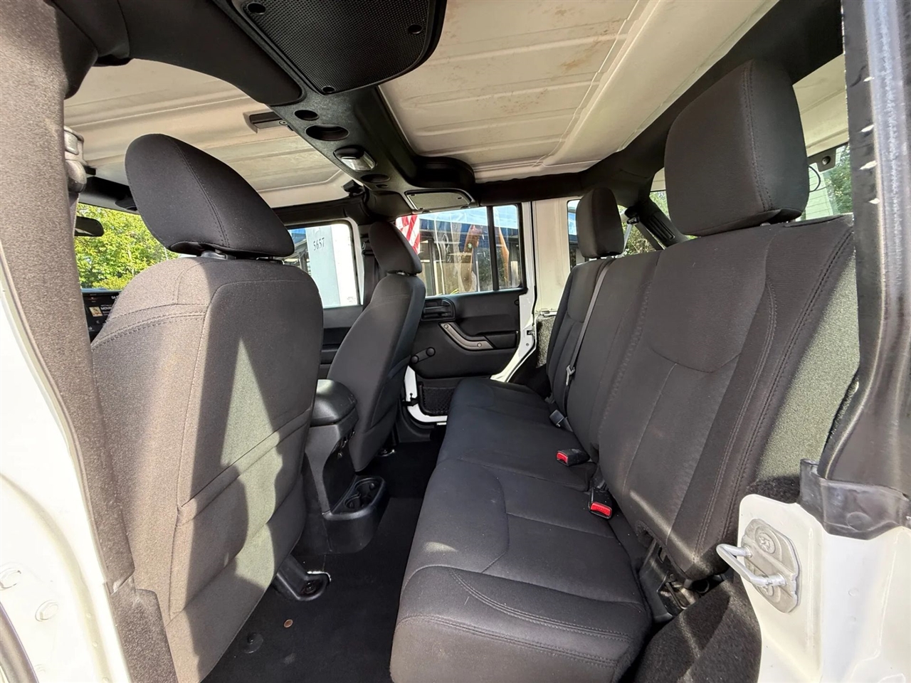 2016 Jeep Wrangler Unlimited Sport photo 34